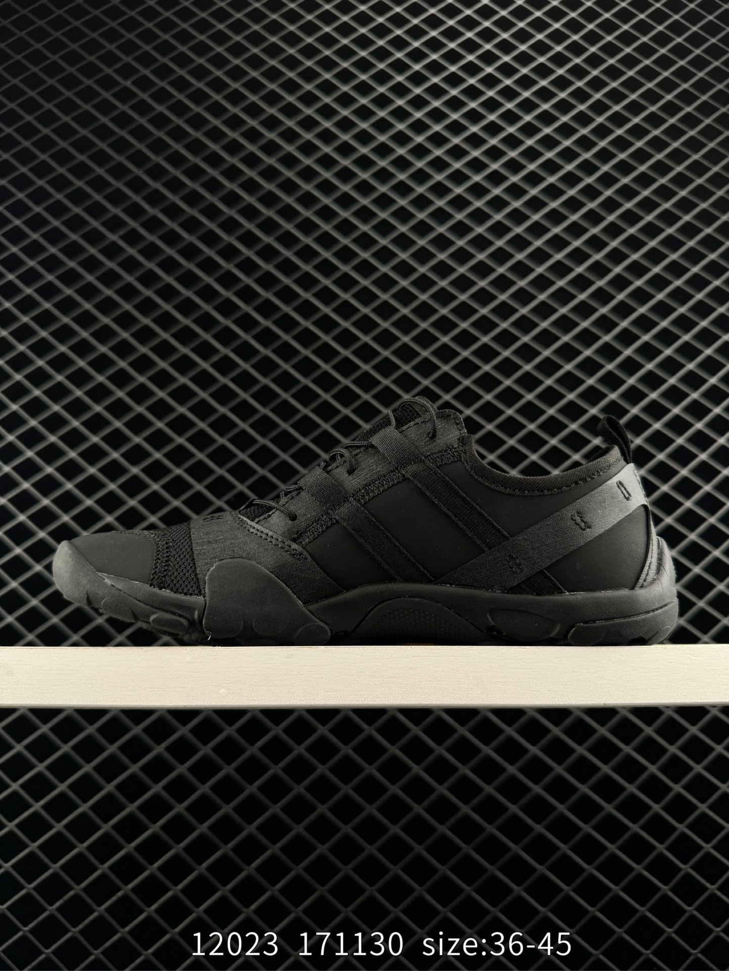 ISSEY MIYAKE/  x New Balance NB MT10O